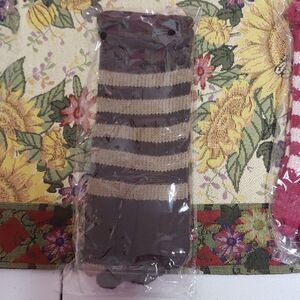 ***Today only priced Firm*** Smart Touch knit ladies gloves OSFM NWT Brown/Tan